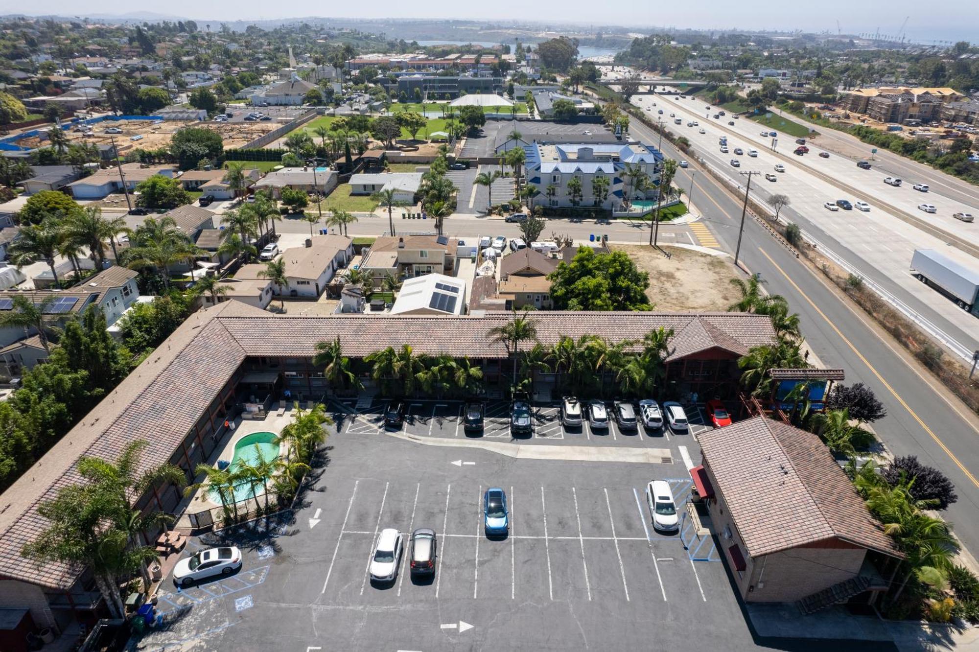Motel 6 Carlsbad, Ca- North Buitenkant foto