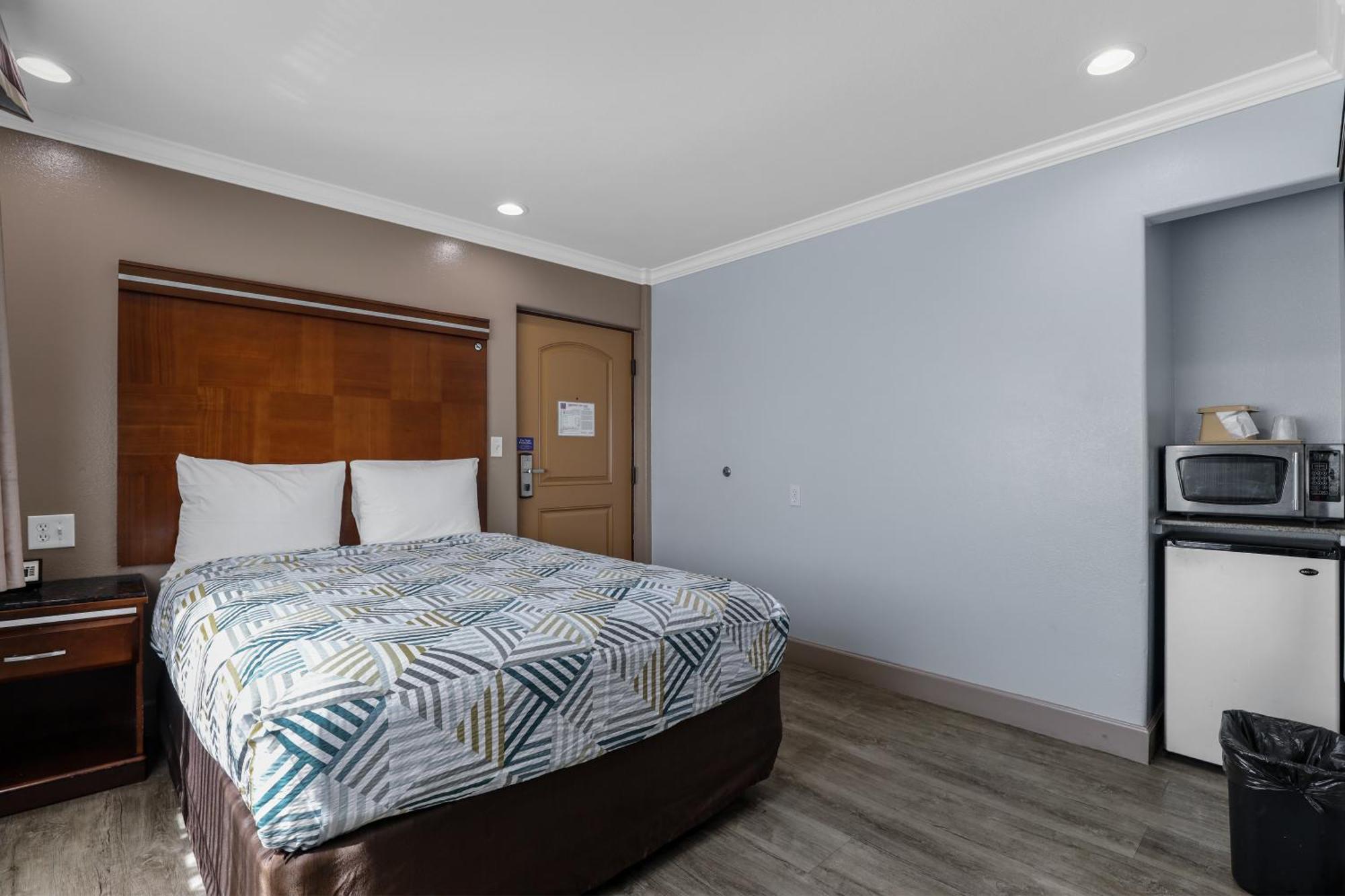 Motel 6 Carlsbad, Ca- North Buitenkant foto