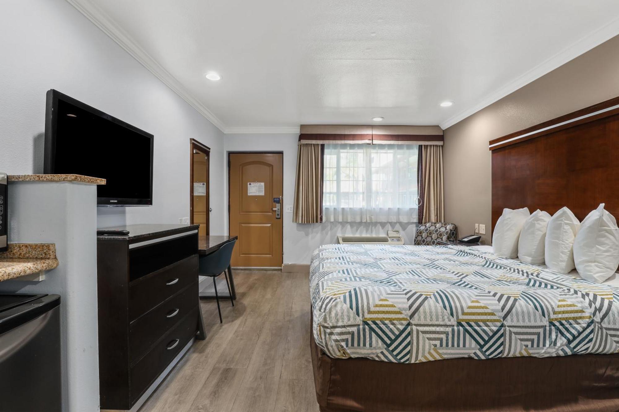 Motel 6 Carlsbad, Ca- North Buitenkant foto